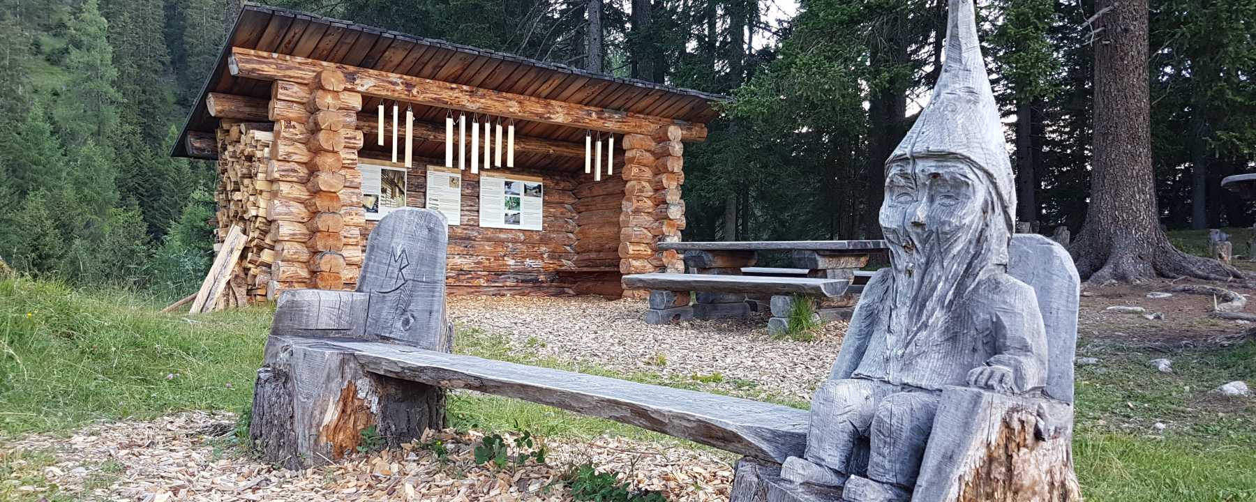 Bergüner Holzweg