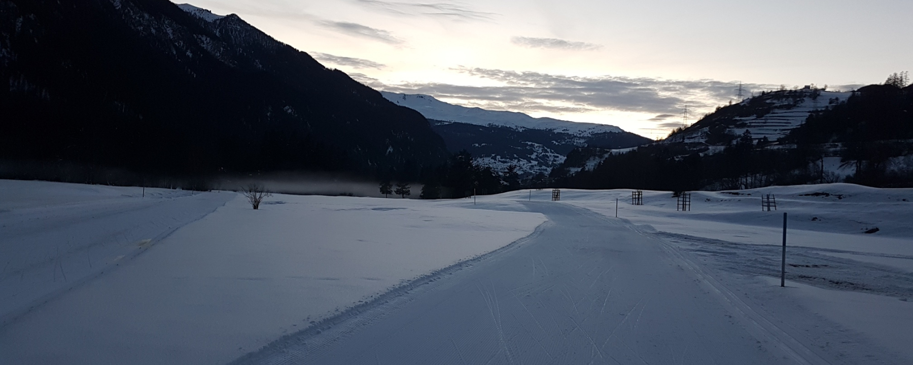 Langlaufloipe Filisur - Alvaneu Bad in der Abenddämmerung