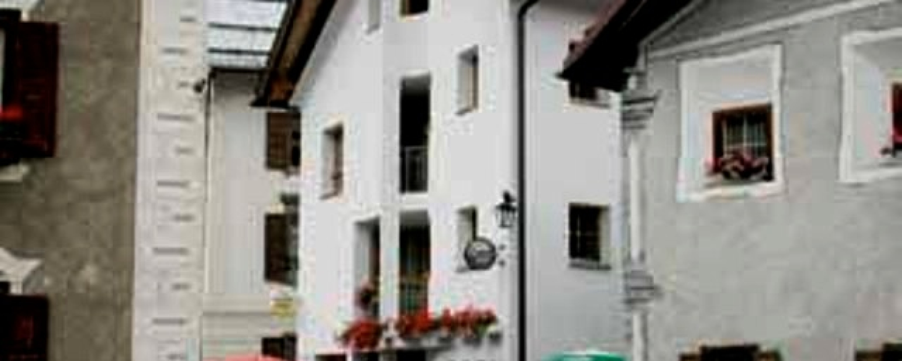 Frontansicht Haus Alpina Bergün