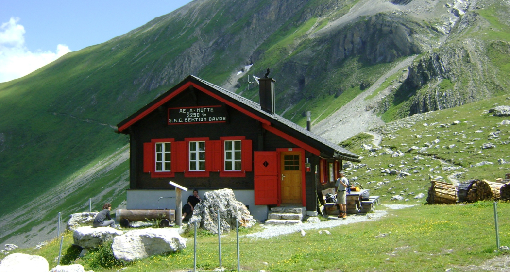 Ela Hütte SAC Ela Hütte SAC