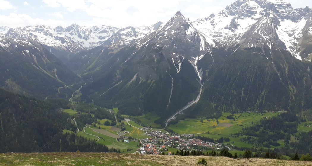Auf dem Cuolm da Latsch Auf dem Cuolm da Latsch