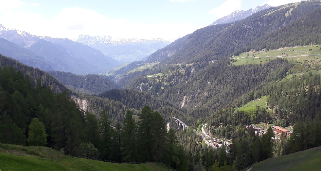 Blick zum Wiesnerviadukt Blick zum Wiesnerviadukt