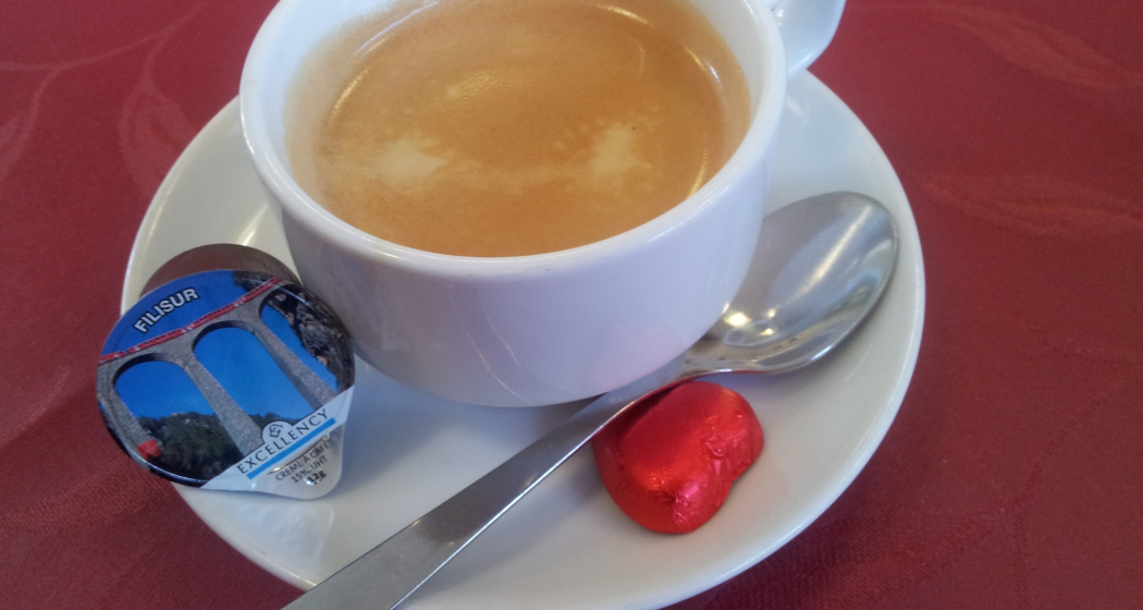 Kaffeezeit im Bahnhöfli Filisur Kaffeezeit im Bahnhöfli Filisur