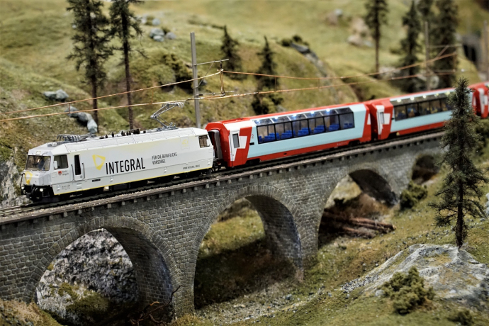 Model Railway in the Local Museum (oua_64354041_image) Model Railway in the Local Museum (oua_64354041_image)