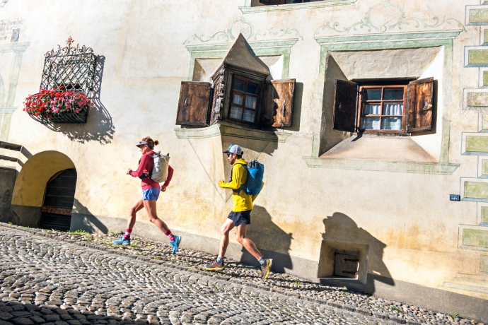 Intermediate trail run - Val Tuors - panorama route (oua_70372492_image)