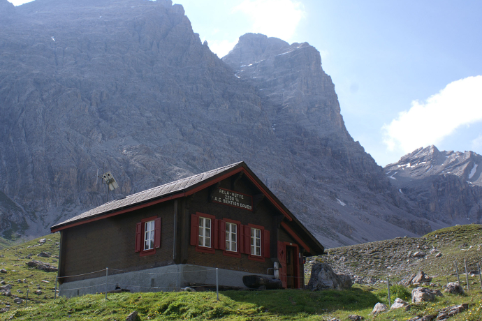 Ela-Hütte SAC, 2'225 m ü. M. (oua_81053895_image)