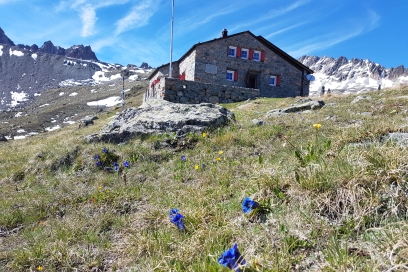 Es cha Hütte copyright: Michel Anrig Es cha Hütte copyright: Michel Anrig